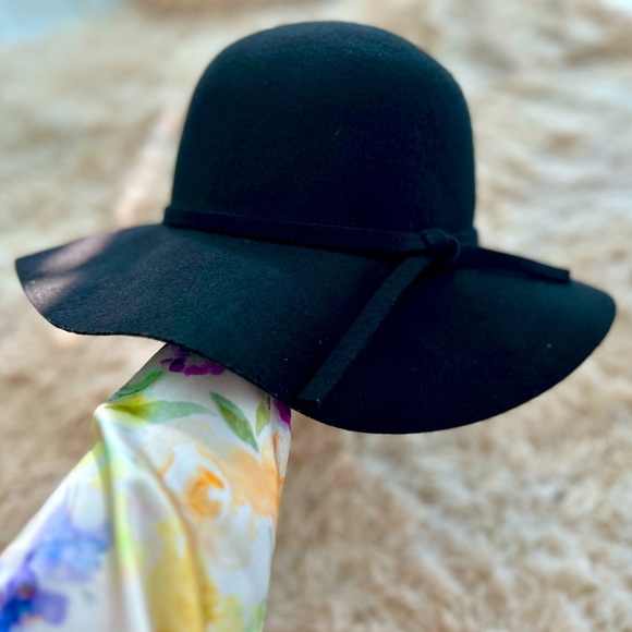 Le Chateau Wool black hat - M/L - Picture 4 of 5